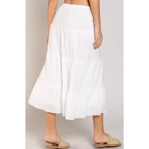 POL White Embroidered Eyelet Tiered Mid Skirt - Picture 4 of 8